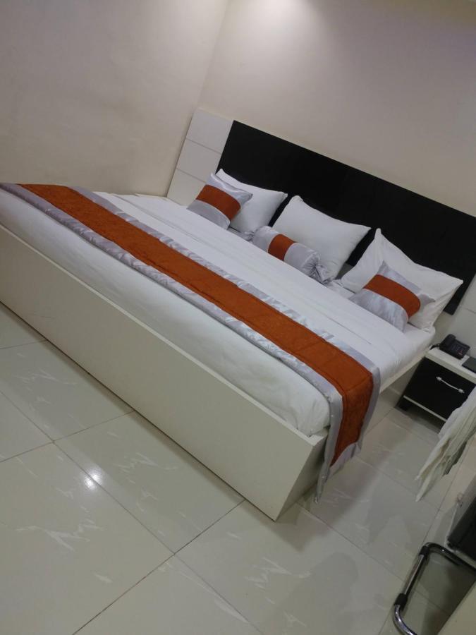 Appleville Suites Ікеджа Екстер'єр фото